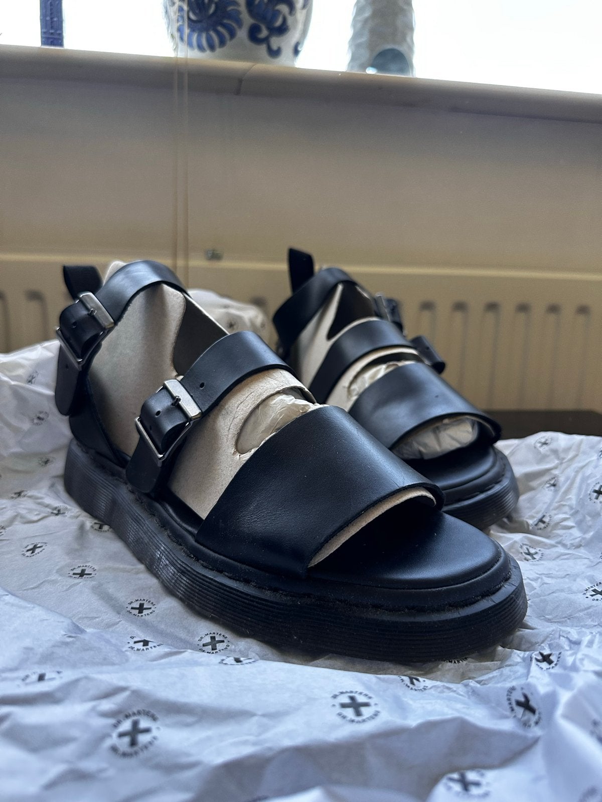 Dr. Martens Gryphon sandalen - Zwart leer - Maat 44, Sandalen, Zwart, Ophalen of Verzenden, Zo goed als nieuw