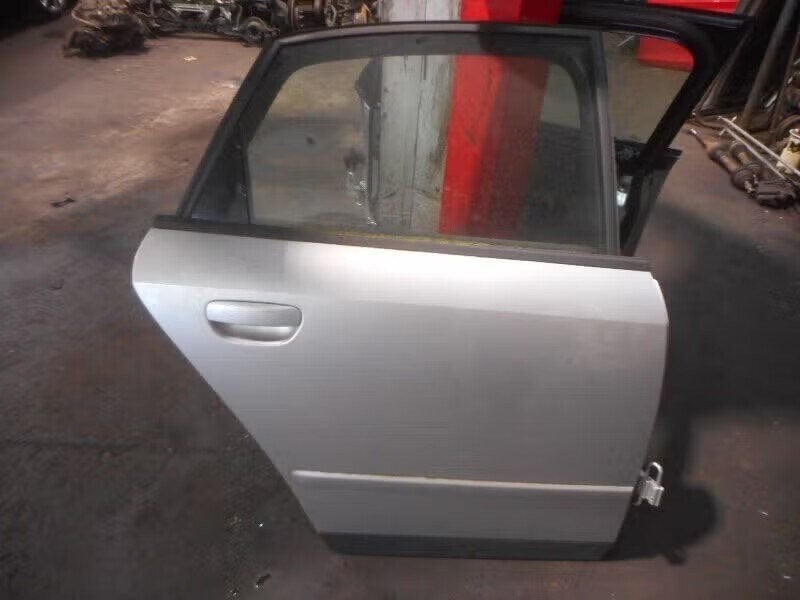 PORTIER RECHTS ACHTER Audi A4 (B6) (01-2000/01-2005), Auto-onderdelen, Gebruikt, Deur, Auto-Union-Straße 1, 85057 Ingolstadt, DE