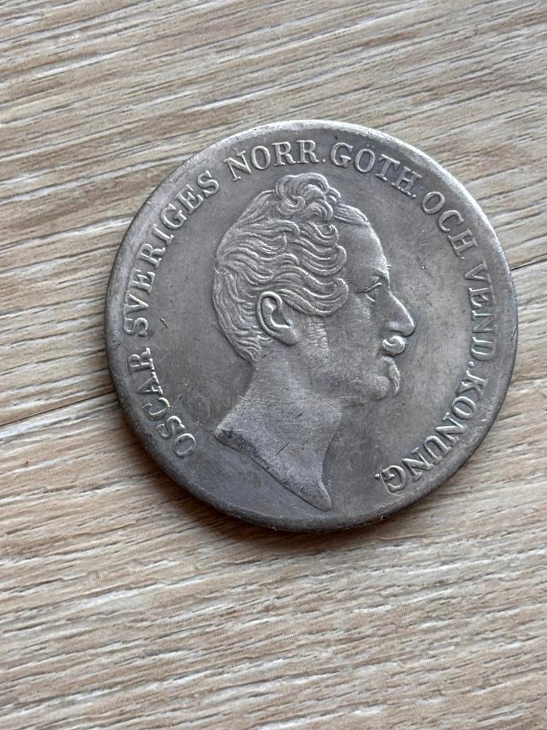 Oude munt uit lot wereldmunten, Ophalen of Verzenden, Losse munt