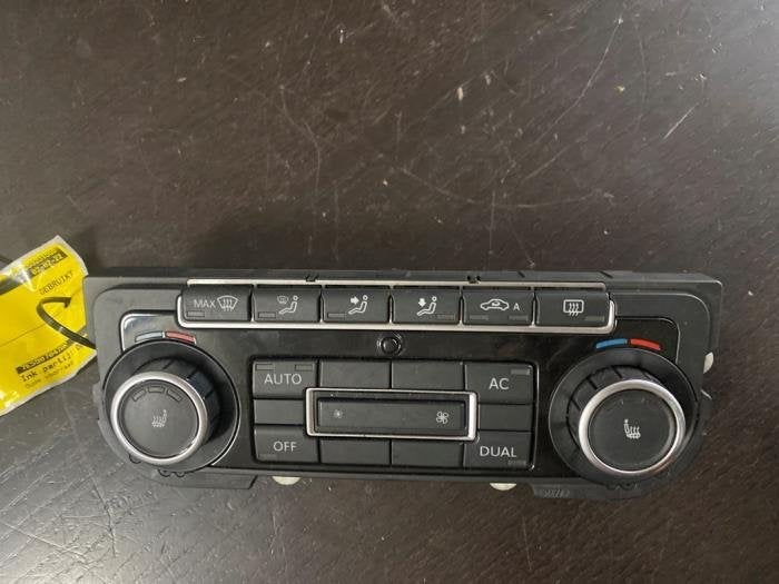 Kachel Bedieningspaneel van een Volkswagen Golf, Auto-onderdelen, Gebruikt, -, Volkswagen, -