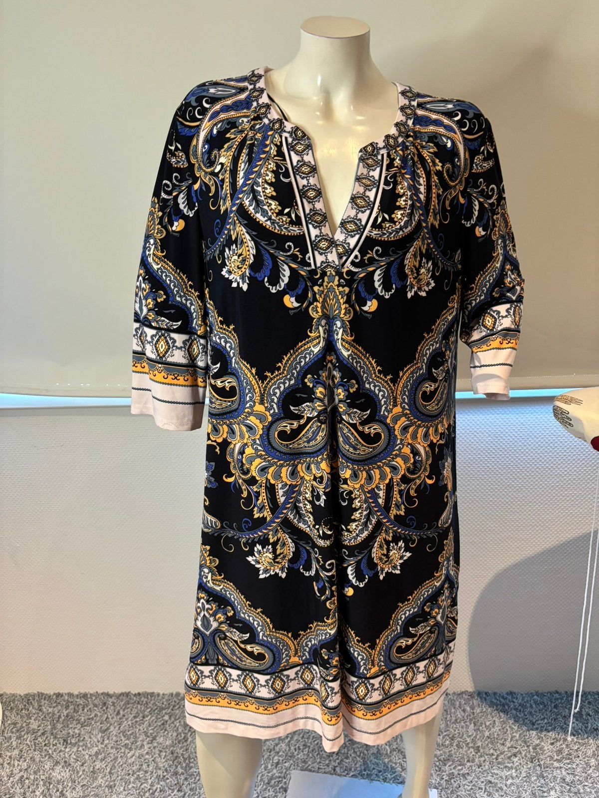 Montego jurkje maat 46, Zwart, Maat 46/48 (XL) of groter, Ophalen of Verzenden, Zo goed als nieuw