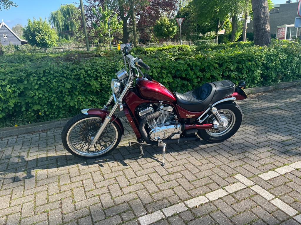 Suzuki Vs800, Particulier, Chopper