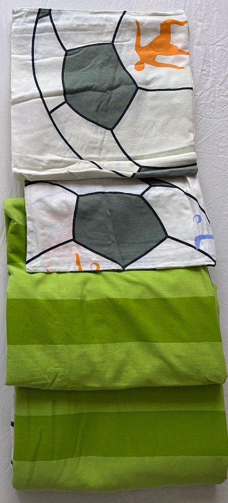Kinderbeddengoed set, thema: voetbal, 140x200 cm, katoen, Kinderen en Baby's, Kinderkamer | Beddengoed, Gebruikt, Jongetje of Meisje