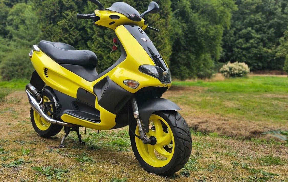 Gilera runner 50cc DD + Carbon kappen, Ophalen of Verzenden, Zo goed als nieuw, Benzine, Piaggio