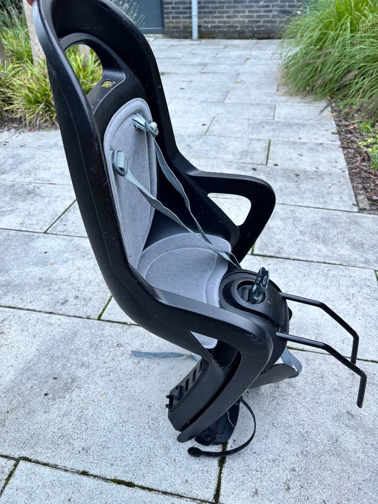 Bobike kinderachterzitje + framebevestiging (zwart/grijs), Achterzitje, Gebruikt, Bobike, Ophalen