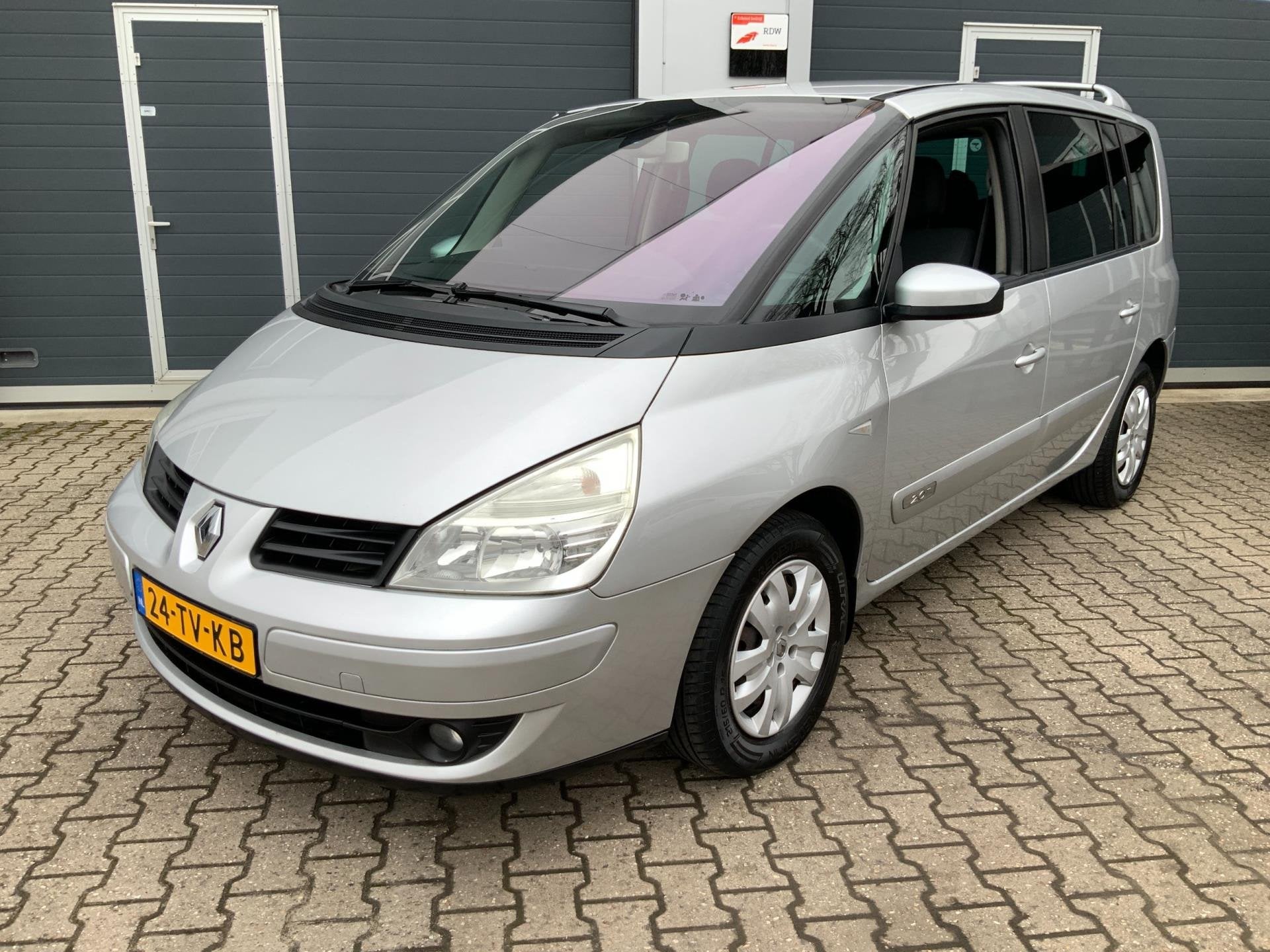 Renault Espace 2.0T 7 persoons Navi Airco APK 2-2027, Auto's, Renault, 1998 cc, Stof, Gebruikt, 4 cilinders