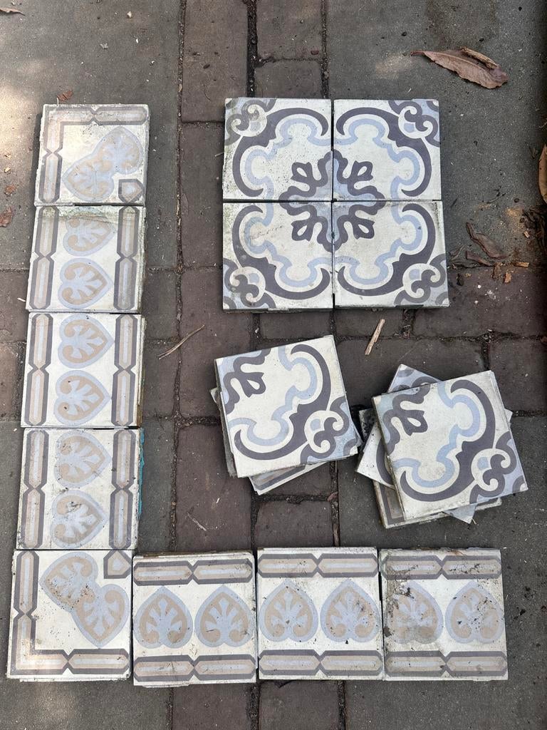 Oude motief tegeltjes 36 stuks, Doe-het-zelf en Verbouw, Tegels, Ophalen, Minder dan 20 cm, Zo goed als nieuw, Minder dan 5 m²