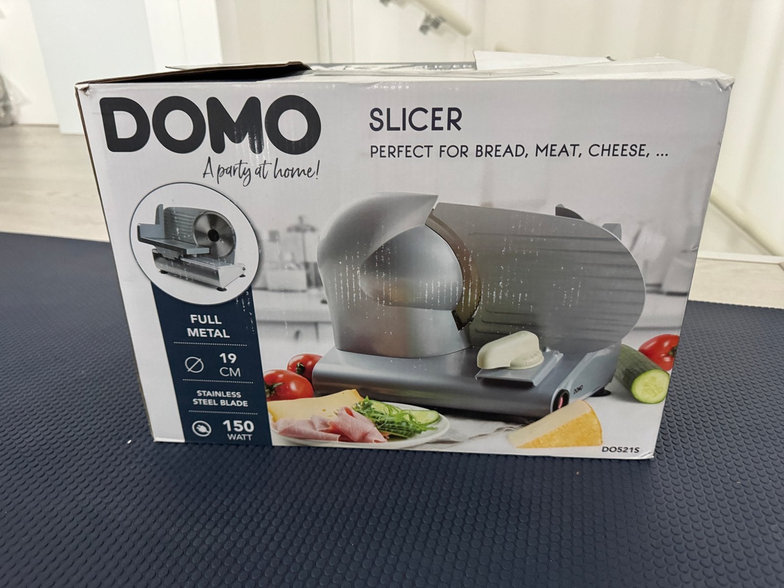 DOMO Snijmachine D05215 - 19 cm RVS mes - ZGAN, Ophalen of Verzenden, Zo goed als nieuw