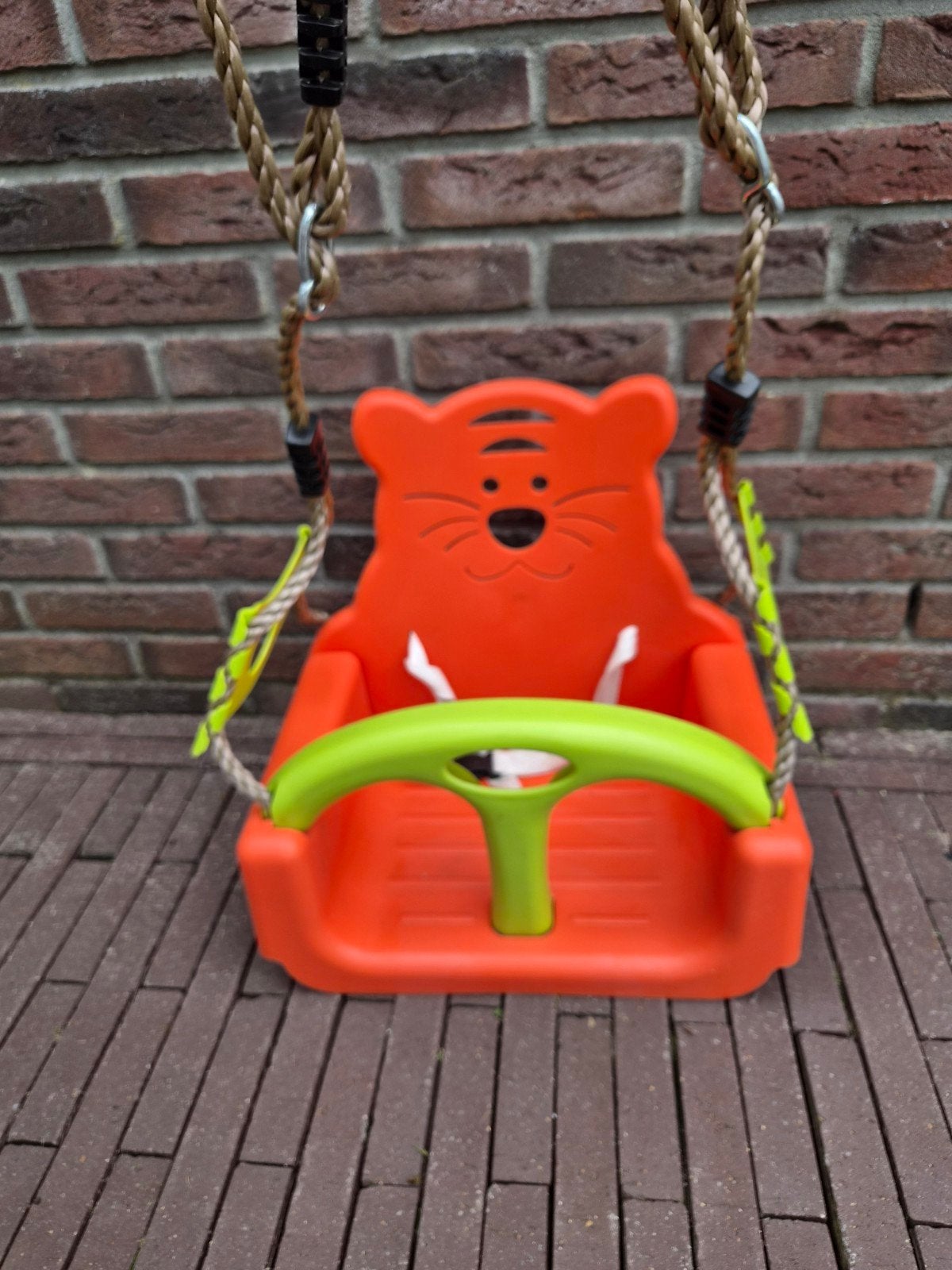 KBT baby schommelzitje Trix 2 oranje, Ophalen, Zo goed als nieuw, Schommel