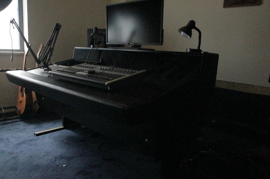 Argosy Nevis studiomeubel, Ophalen, Zo goed als nieuw, Audio