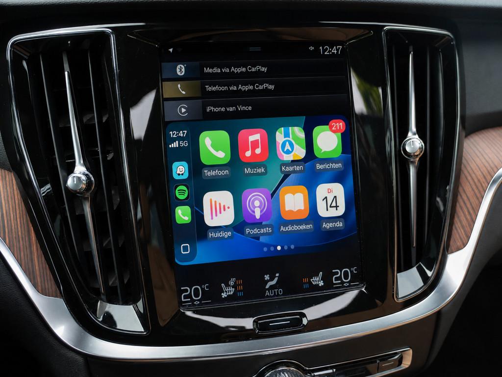 Volvo V60 2.0 T5 INSCRIPTION | PANORAMA | HOUT INLEG | MEMOR, 15 km/l, 4 cilinders, 1969 cc, Wit
