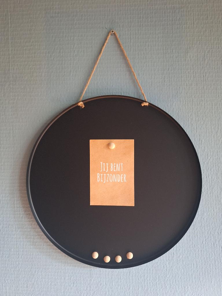 Zwart metalen magneetbord, Huis en Inrichting, Woonaccessoires | Memoborden, Nieuw, Magneetbord, Ophalen of Verzenden