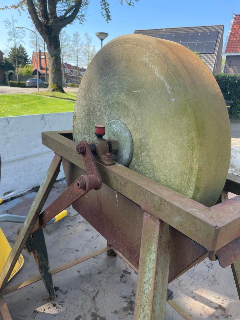 Slijpsteen ouderwets messenslijper, Antiek en Kunst, Antiek | Gereedschap en Instrumenten, Ophalen of Verzenden