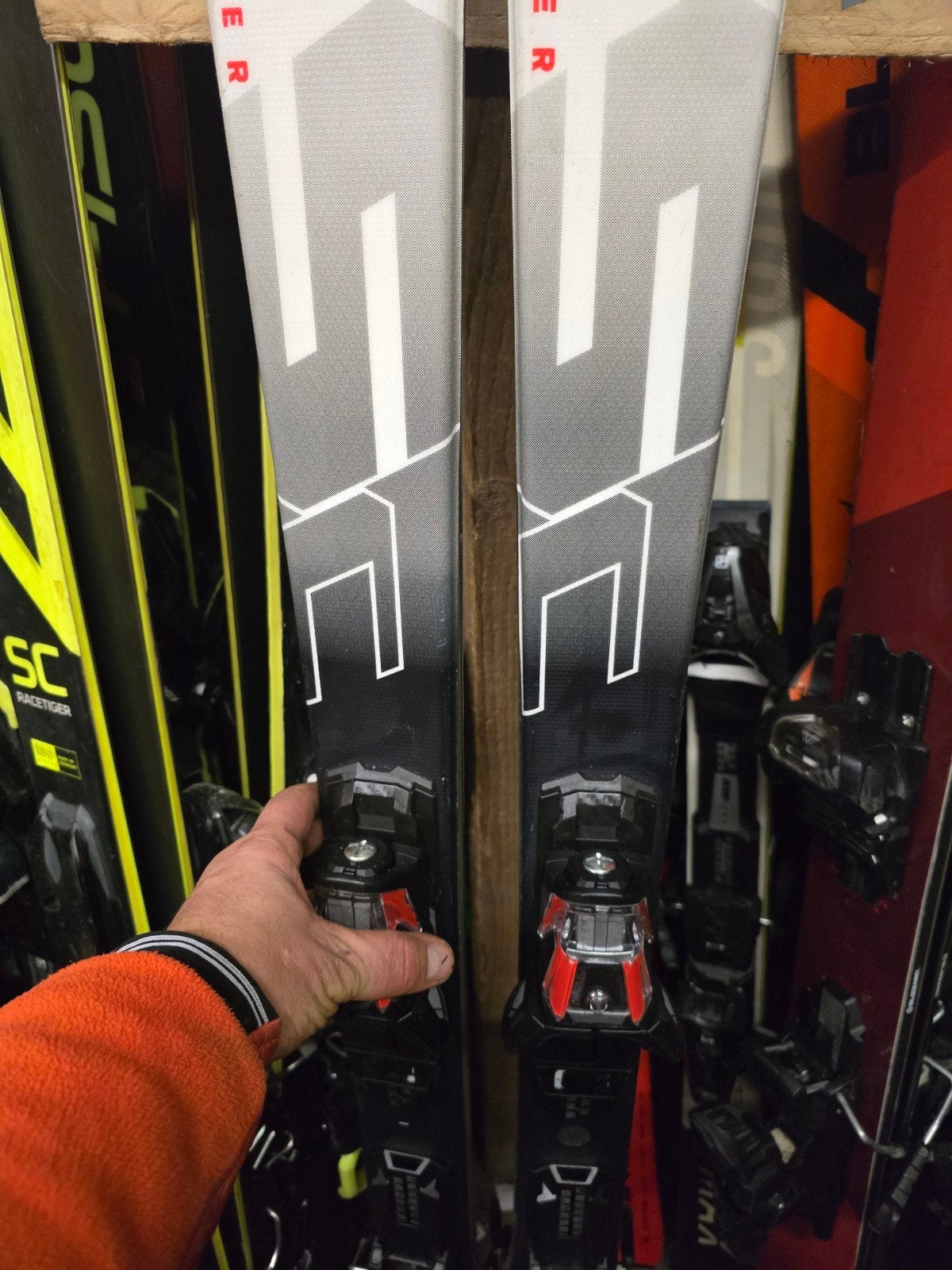 175cm ATOMIC REDSTER SC SPORT CARVER, 160 tot 180 cm, Ophalen of Verzenden, Zo goed als nieuw, Carve