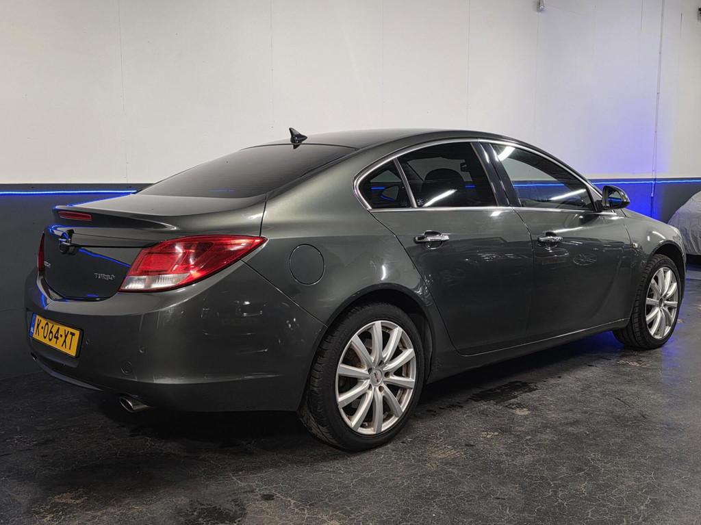 Opel Insignia 2.0 T Executive 4x4 | Automaat | Navi, Auto's, Opel, Automaat, 1670 kg, 4 cilinders, 10 km/l
