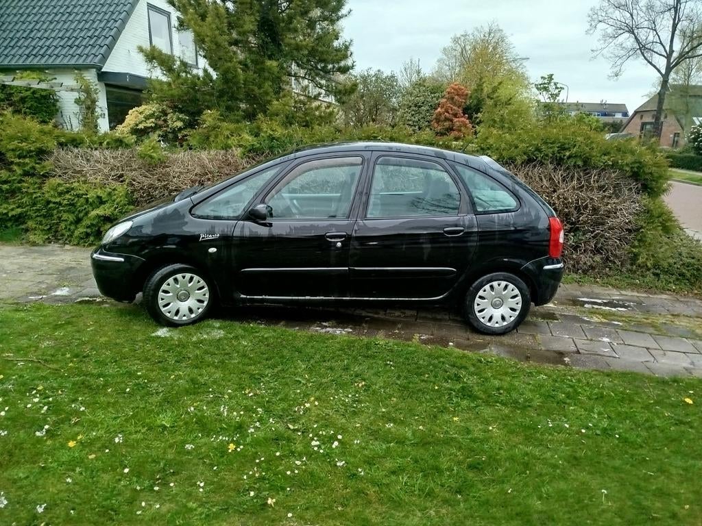 Citroen xsara Picasso 1.6 bij 2008, Auto's, Voorwielaandrijving, Stof, Xsara, Origineel Nederlands