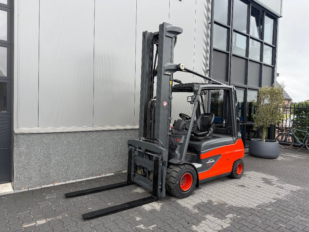 Linde E35 elektrische heftruck 'triplo' 'zgan batterij', 3000 tot 4000 kg, Linde, Heftruck, Ophalen of Verzenden