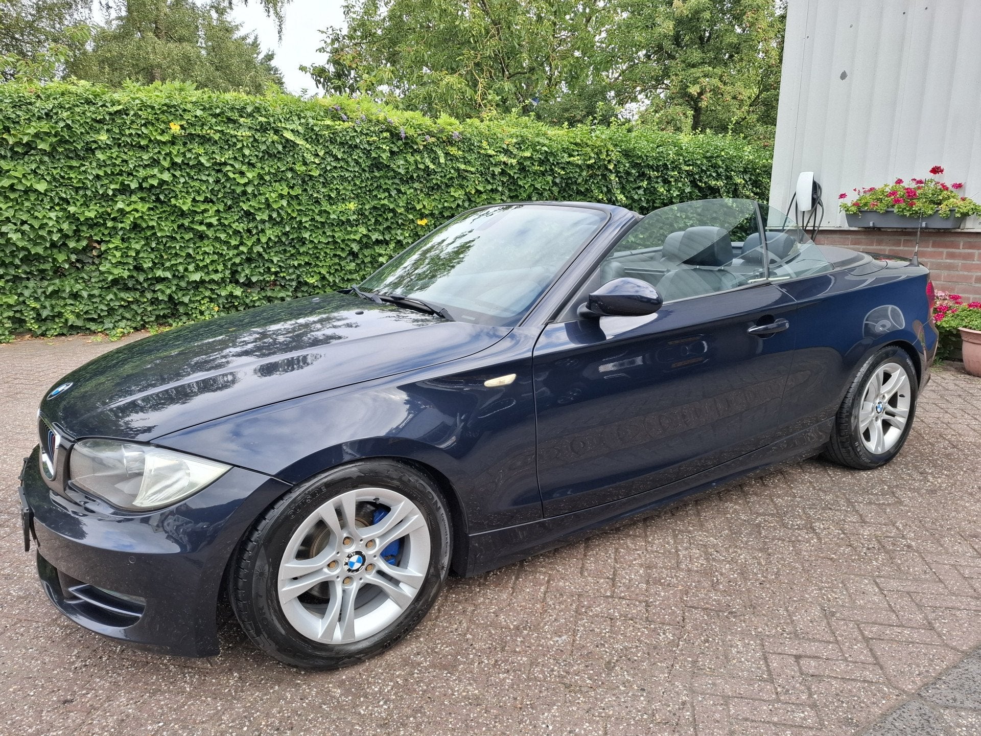 BMW 1 Serie Cabrio 118i MET WAT WERK! 143PK (bj 2008), Auto's, BMW, 1-Serie, Open dak, Cabriolet, Handgeschakeld