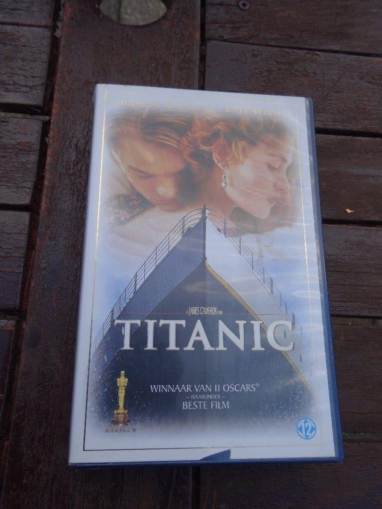 videoband Titanic Leonardo di Caprio Kate Winslet zie foto, Vanaf 12 jaar, Ophalen of Verzenden, Zo goed als nieuw, Waargebeurd drama