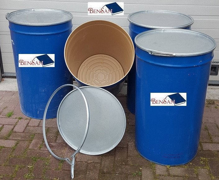 200 ltr gecoate stalen metalen vat vaten ton bensan enter, Tuin en Terras, 150 liter of meer, Ophalen, Zo goed als nieuw, Metaal