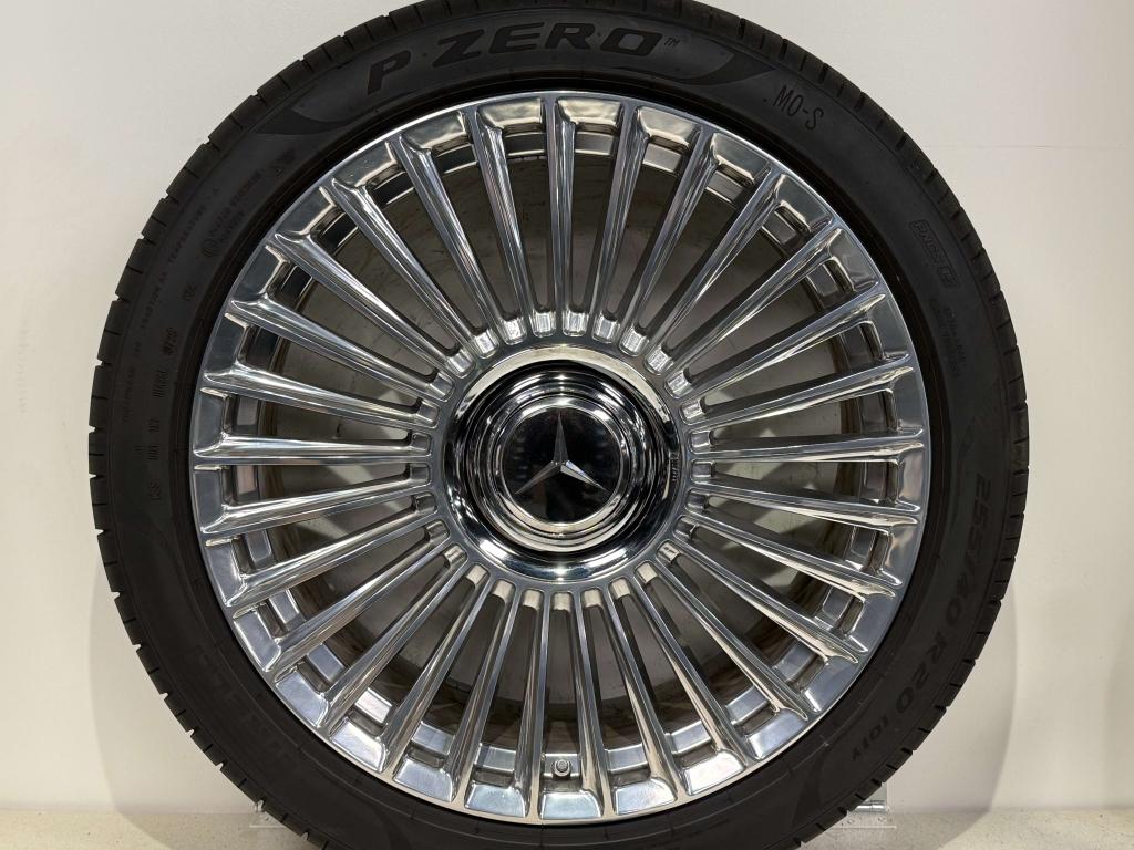 20" Mercedes S en E klasse Pirelli DEMO SET FLOATING CAP, Auto-onderdelen, Handelsnaam fabrikant, 285 mm, Banden en Velgen, Nieuw
