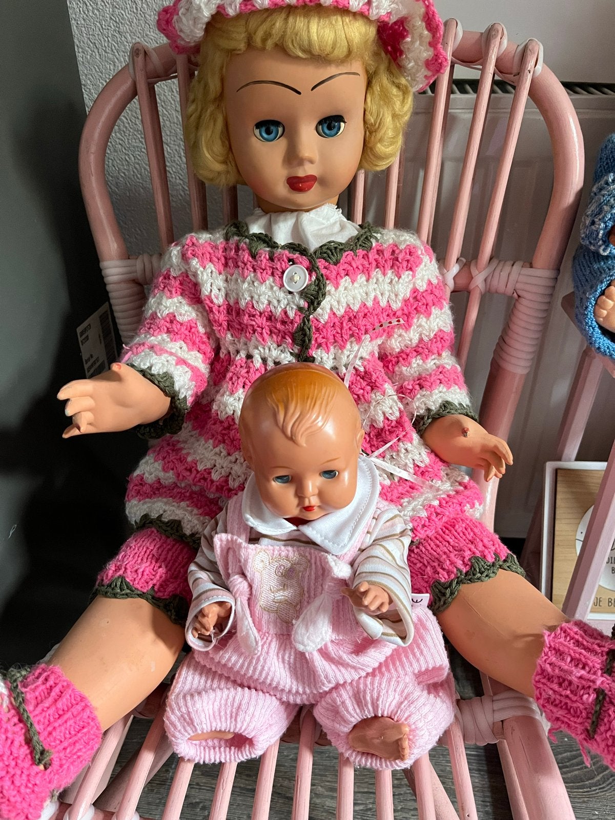 Nostalgische kermispop met twee oude poppen, Ophalen, Gebruikt, Overige typen