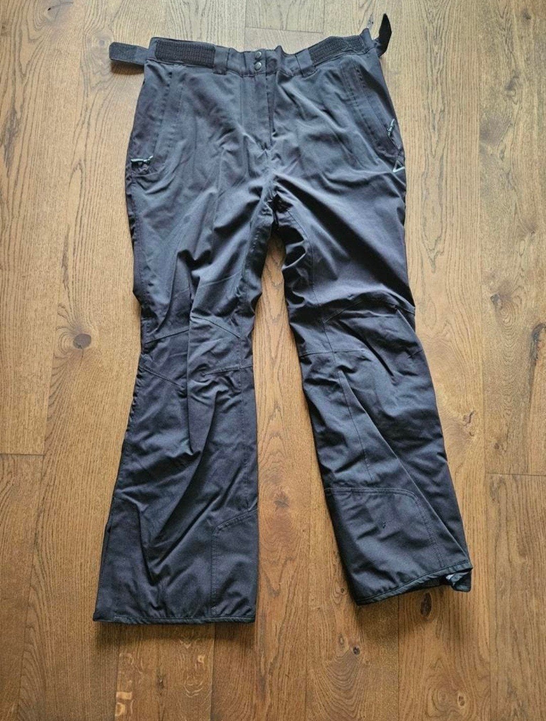 Dare2 Skibroek Zwart Maat 42 - Zo goed als nieuw, Broek, Dare2, Maat 42/44 (L), Ophalen of Verzenden