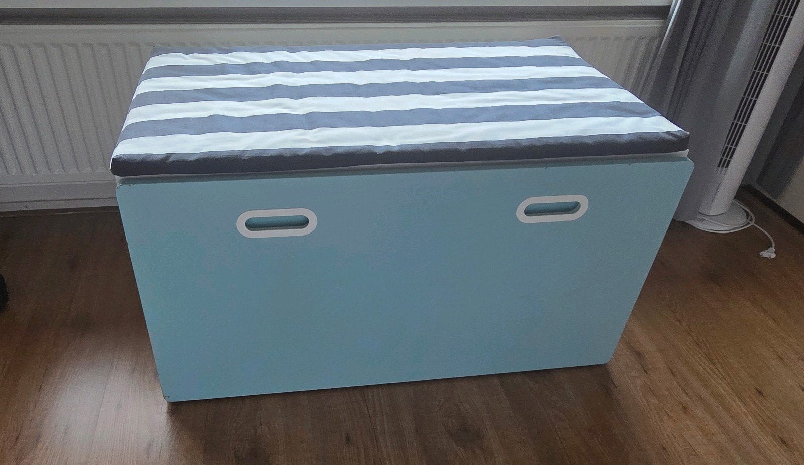 Opbergbankje met kussen - ideaal voor kinderkamer, Ophalen, Gebruikt, Overige typen