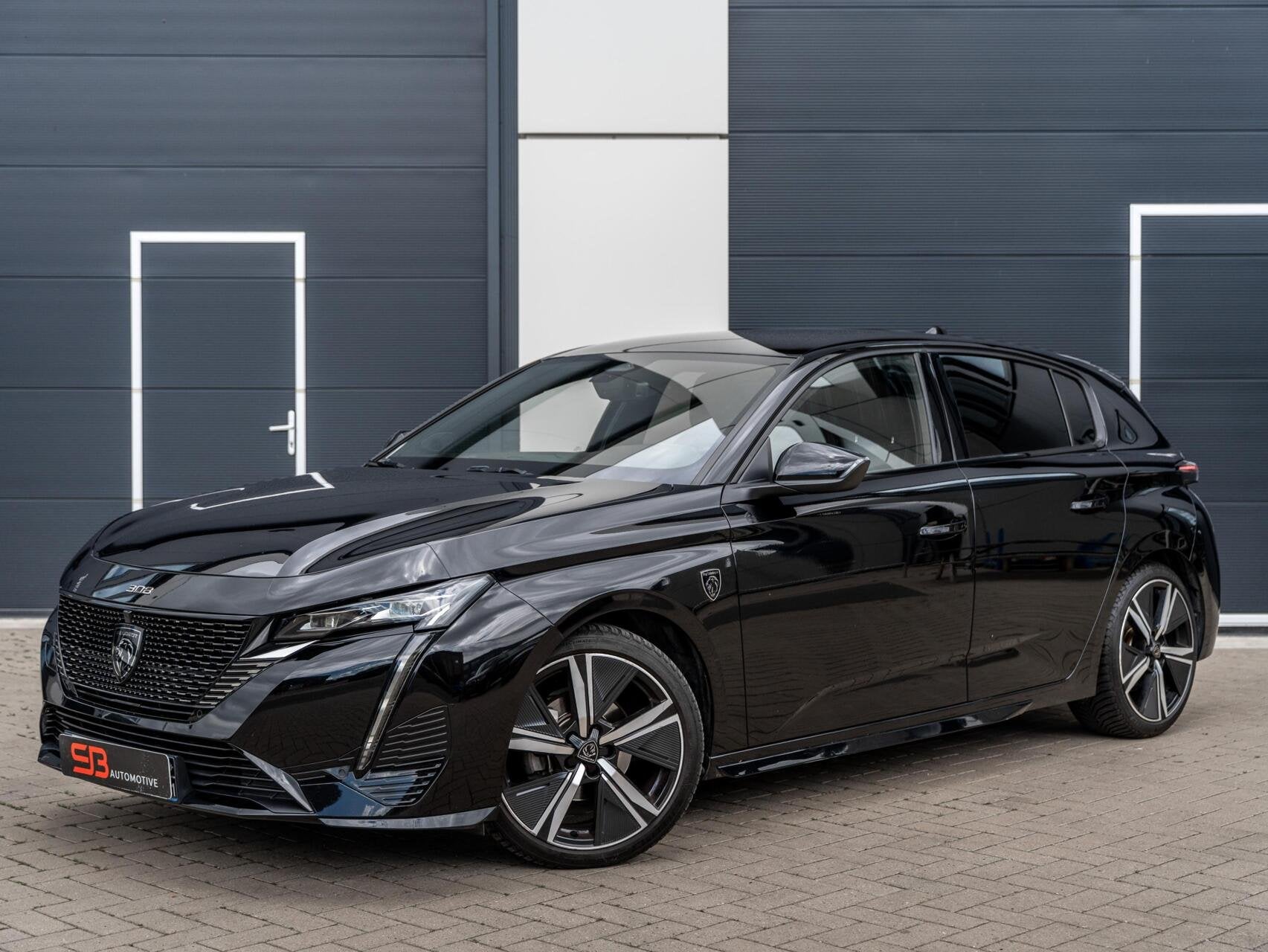 Peugeot 308 1.2 PureTech GT Sfeer|Adapt Cruise|Cam|BOMVOL!, Auto's, 1263 kg, 1199 cc, Zwart, Bedrijf