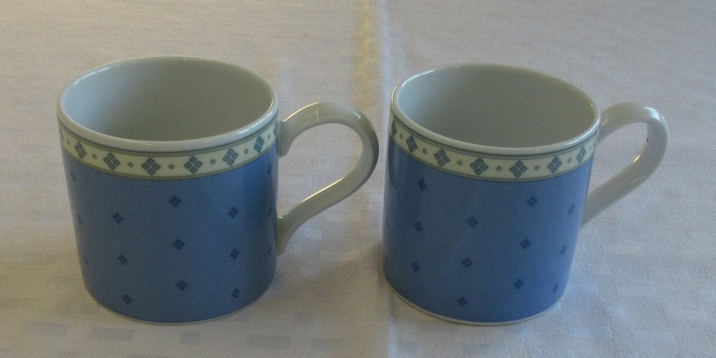 2 Mokken Wedgwood Capri, Wedgwood, Onbekend, Ophalen of Verzenden, Zo goed als nieuw