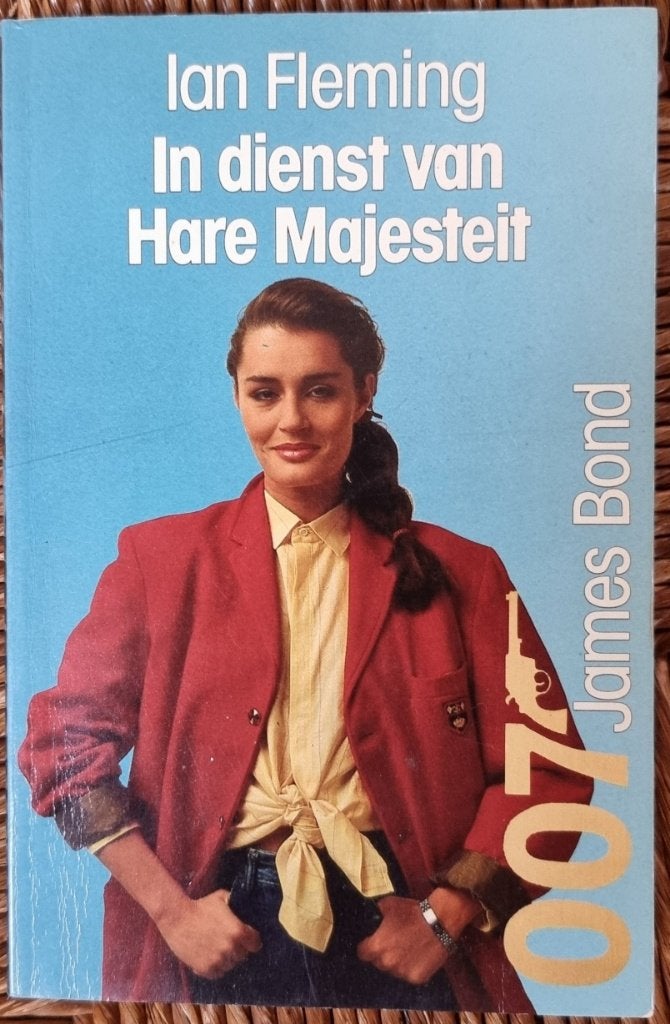 In dienst van hare majesteit - Ian Fleming - Zwarte Beertjes, Ophalen of Verzenden, Gelezen, Ian Fleming