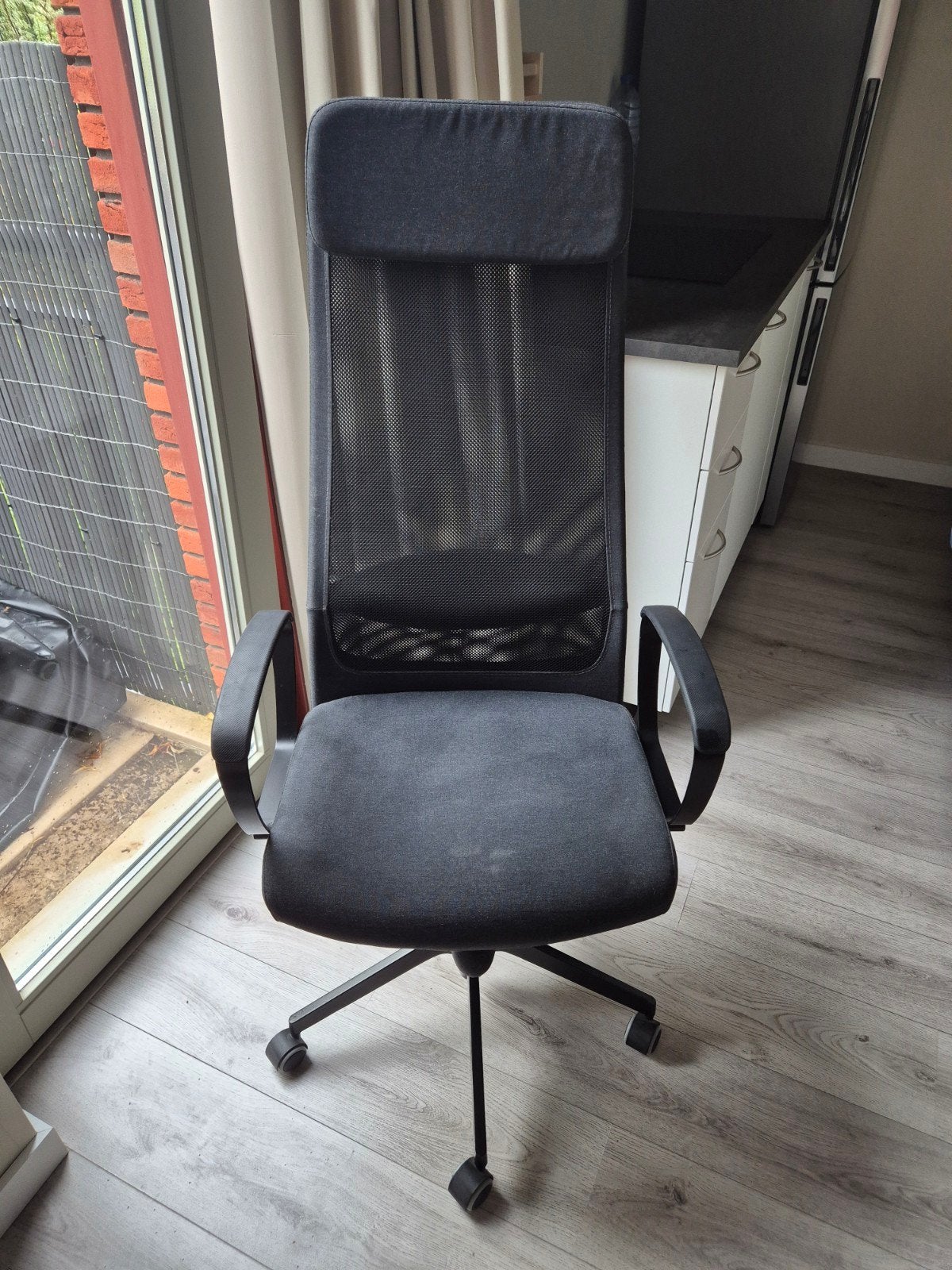 MARKUS IKEA Bureaustoel, Vissle donkergrijs, Huis en Inrichting, Bureaustoelen, Ophalen, Zwart, Bureaustoel, Ergonomisch