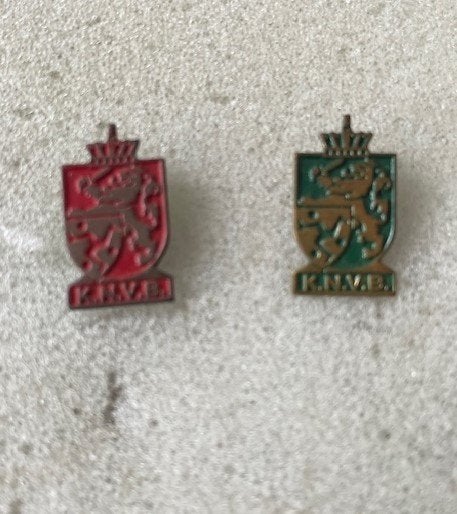KNVB speldjes, Verzamelen, Speldjes, Pins en Buttons, Ophalen of Verzenden, Gebruikt, Overige onderwerpen