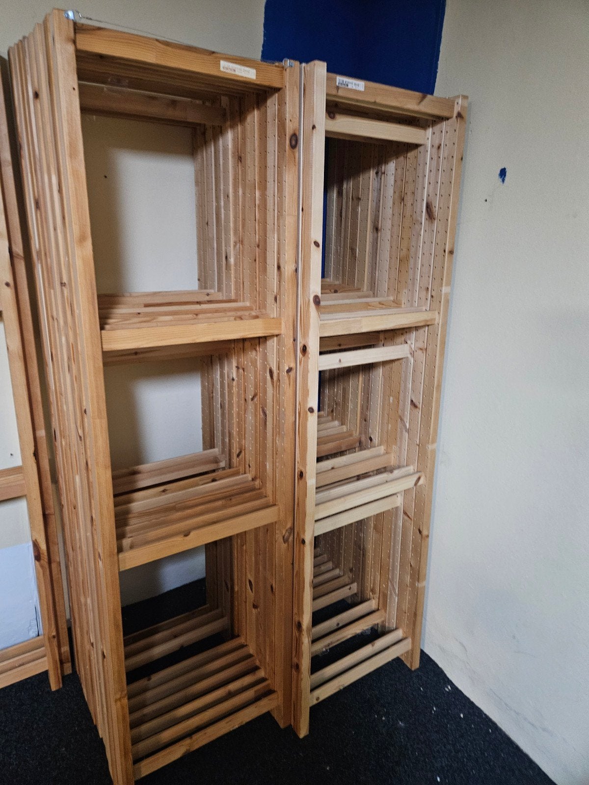Partij 27 stuks IKEA Ivar staanders 179 x 50cm, Ophalen, Zo goed als nieuw