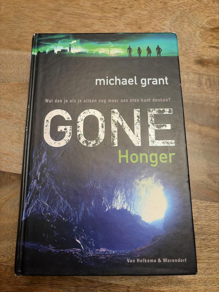 Gone Honger - Michael Grant (Harde kaft), Boeken, Ophalen of Verzenden, Gelezen, Nederland