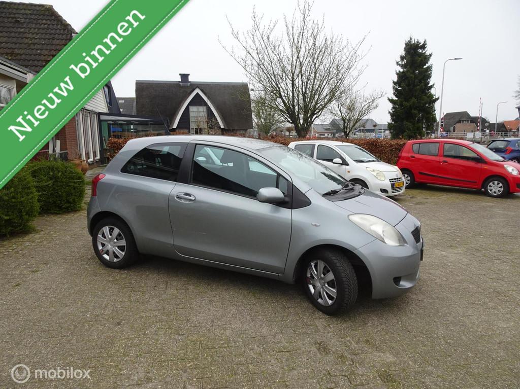 Toyota Yaris 1.3 VVTi Luna, Auto's, Toyota, Stof, 4 cilinders, 995 kg, 547 kg