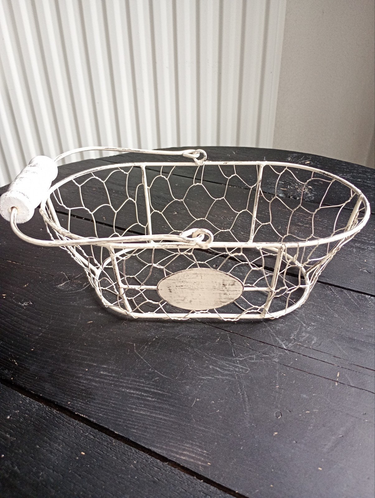 Decoratieve metalen mand met hengsel - wit, 25x14x8cm, Mand, Ophalen of Verzenden, Zo goed als nieuw, Metaal