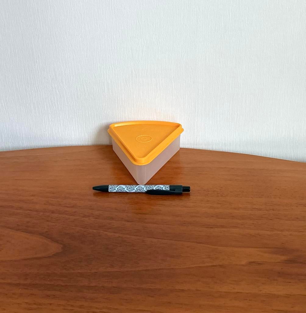 Tupperware Briedoosje Puntdoosje Taartpunt Pizzapuntje., Ophalen of Verzenden, Zo goed als nieuw, Overige typen