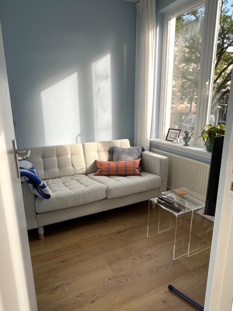 Bank, Huis en Inrichting, Banken | Bankstellen, Zo goed als nieuw, Rechte bank, Tweepersoons, Minder dan 150 cm, 75 tot 100 cm