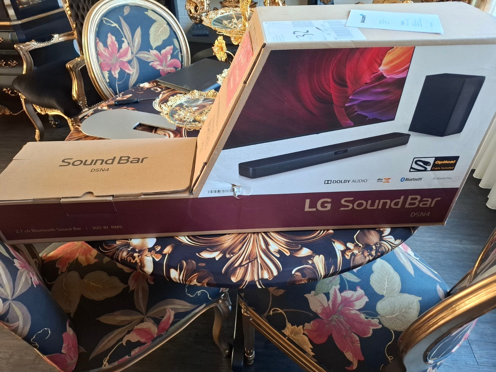 LG Soundbar DSN4 met originele doos en toebehoren, Ophalen of Verzenden, Bluetooth, Zo goed als nieuw
