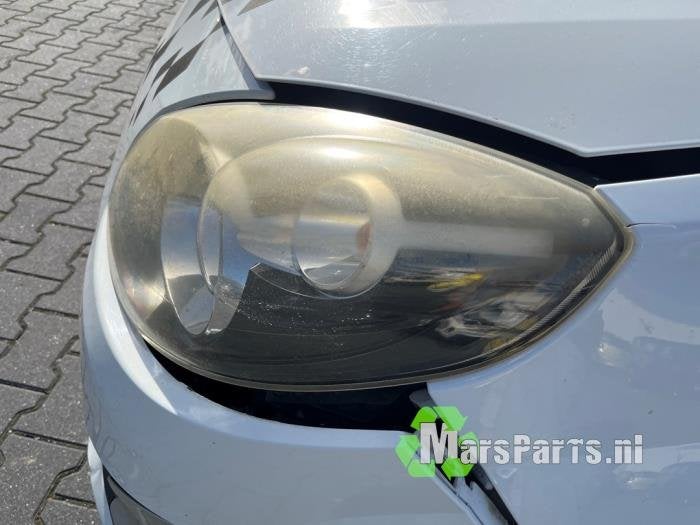 Koplamp links van een Renault Twingo, Gebruikt, -, Renault, -