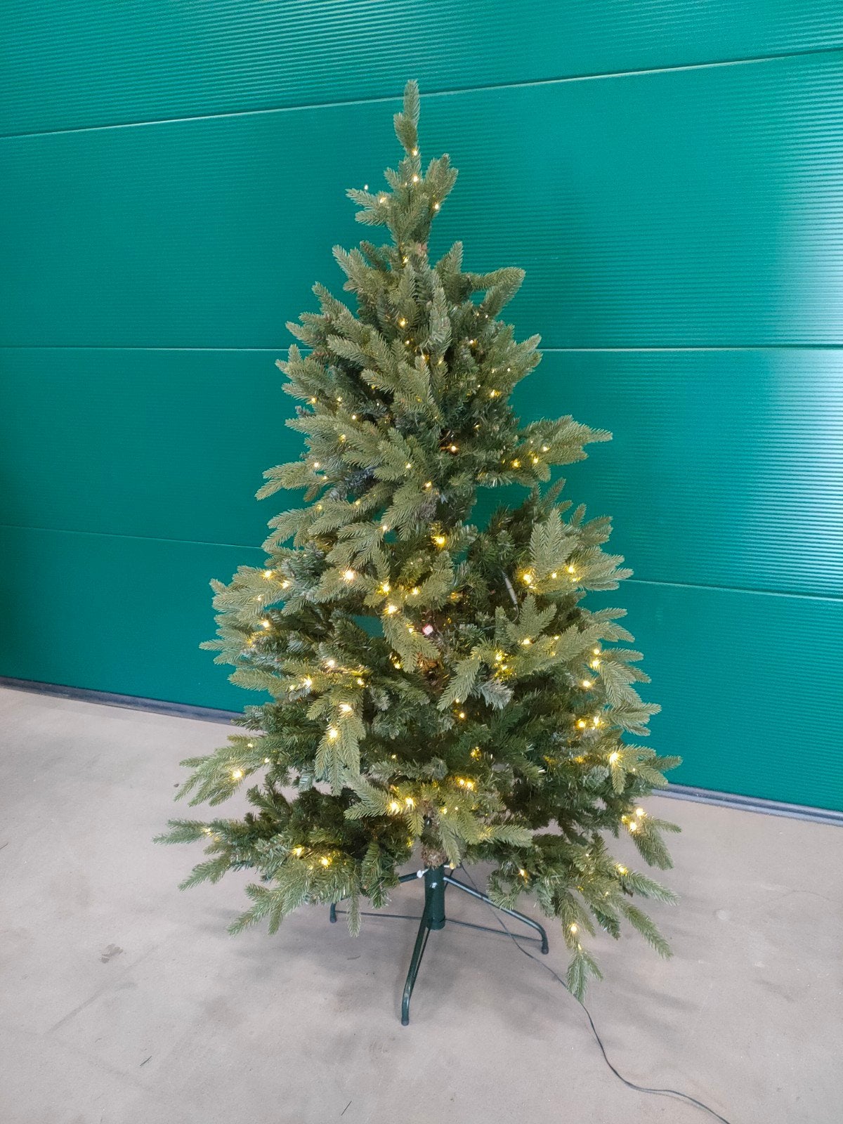 Intratuin kunstkerstboom 155 cm incl. LED lampjes – kerstboo, Ophalen, Zo goed als nieuw