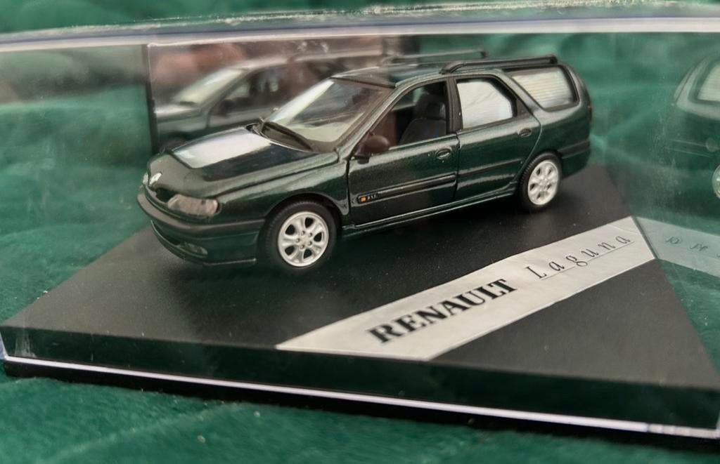 3 x Renault Laguna Estate, Ophalen of Verzenden, Zo goed als nieuw, Auto, Overige merken