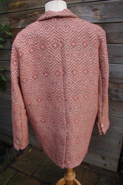 Jasje zalm/ zwart Nukus mt M Debbie Winter Vaste prijs, Kleding | Dames, Jassen | Winter, Maat 38/40 (M), Verzenden, Zo goed als nieuw