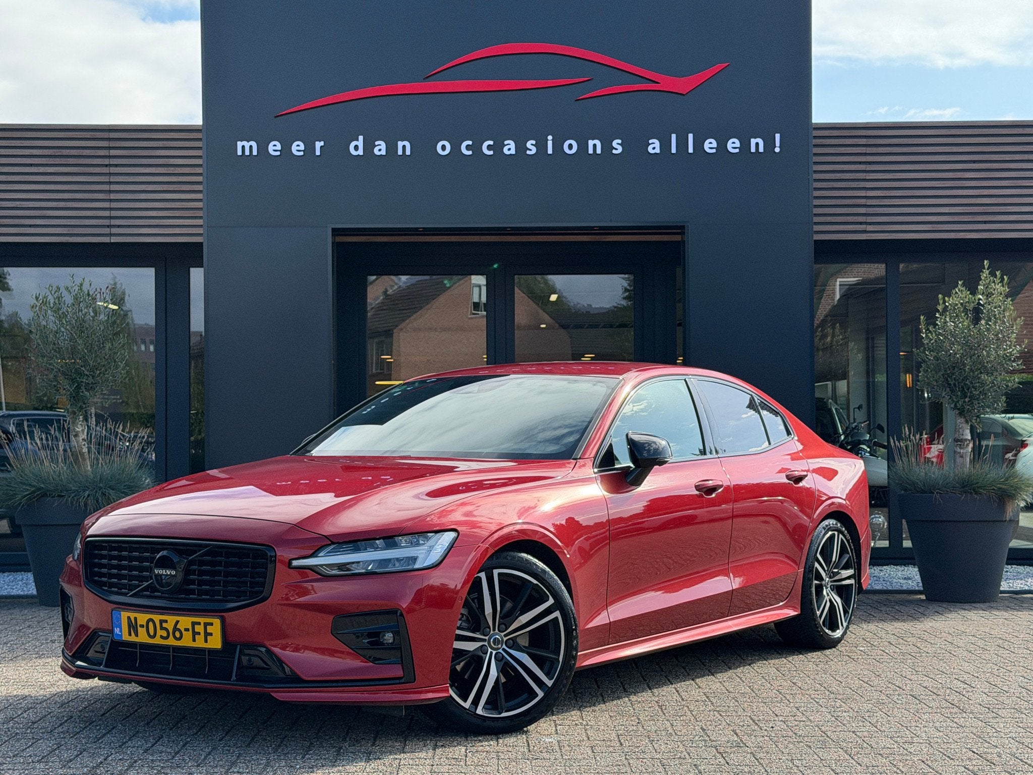 Volvo S60 B3 R-Design (bj 2020, automaat), Auto's, Euro 6, 1969 cc, S60, 163 pk