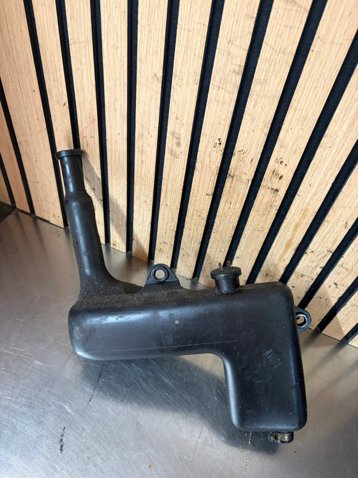 piaggio quartz olietank, Ophalen