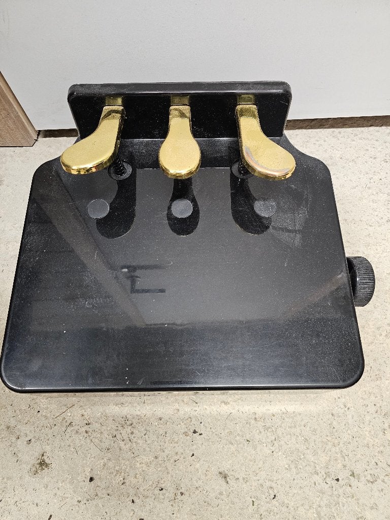 Piano pedal for young pianists, Muziek en Instrumenten, Ophalen, Zwart, Overige typen, Zo goed als nieuw