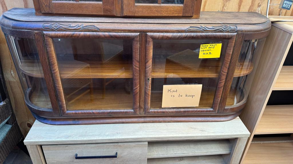 Antieke Vitrinekast met Gebogen Glas, Ophalen of Verzenden
