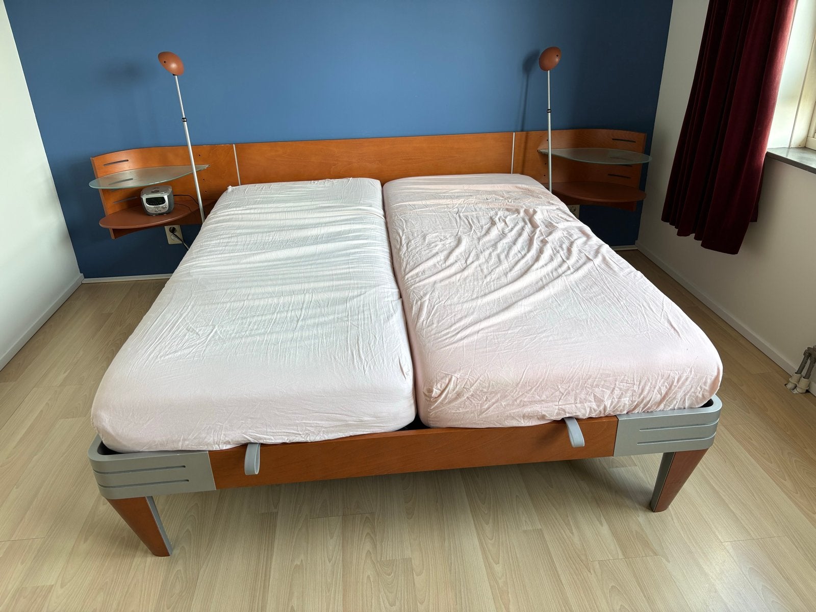 Auping Next Bed 160x200 Kersenhout + Auping Aureo Lampen, Huis en Inrichting, Ophalen, Bruin, Tweepersoons, 200 cm