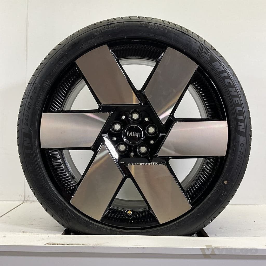 NIEUW MINI COUNTRYMAN U25 JCW 946 SET VELGEN + ZOMERBANDEN 2, Gebruikt, Banden en Velgen, Info@velgo.nl, Velgo